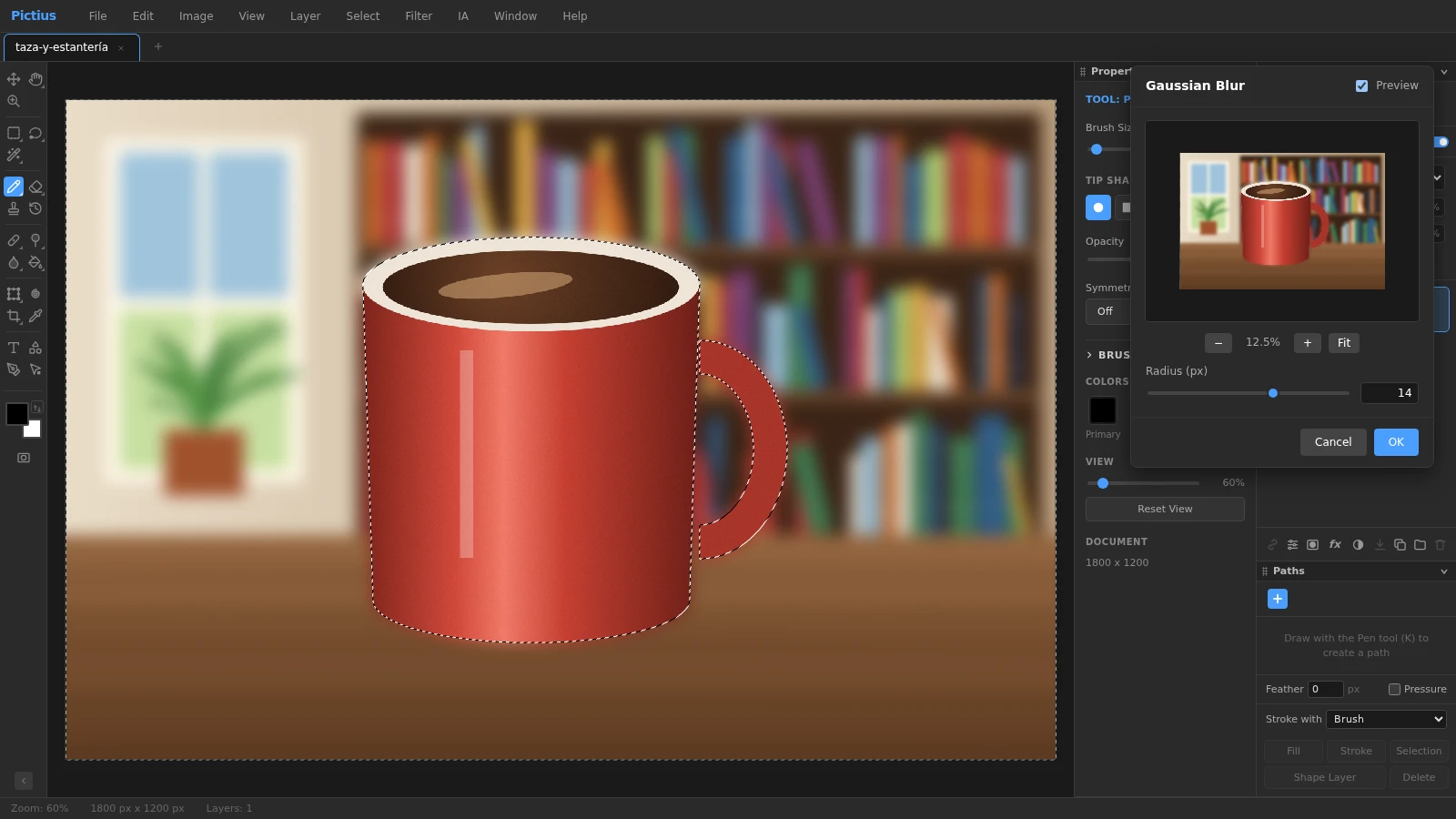 Una foto de producto en Pictius con el fondo seleccionado y el diálogo Gaussian Blur mostrando un desenfoque suave detrás de un sujeto nítido